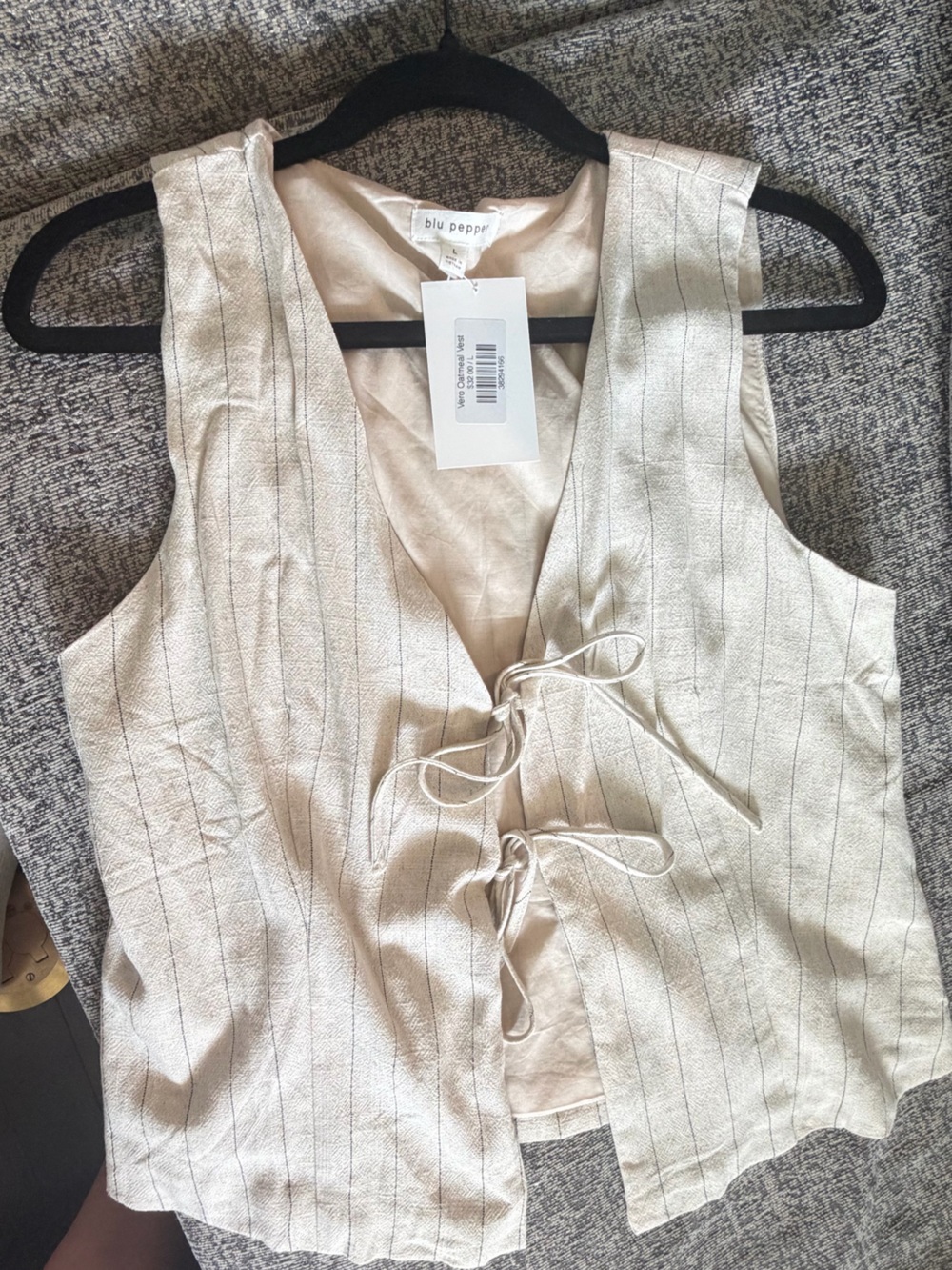 Vero Oatmeal Tie Vest